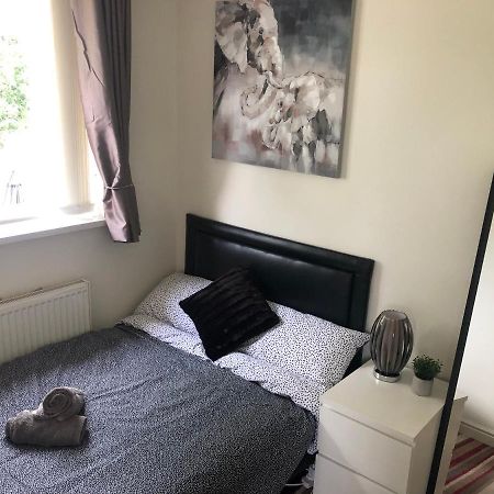 Cozy Small Double Room In Quiet Cul-De-Sac นอตติงแฮม ภายนอก รูปภาพ